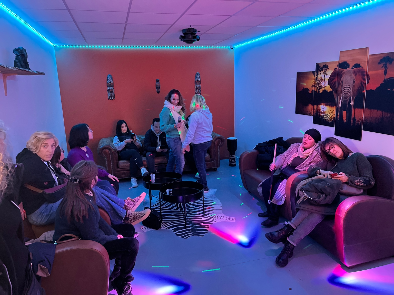 Karaoké à Lens : EVG, Anniversaires, Familles, Fêtez en Musique !